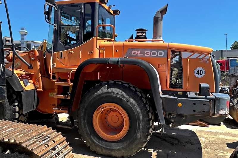 OmecoHub - Immagine DOOSAN DL300